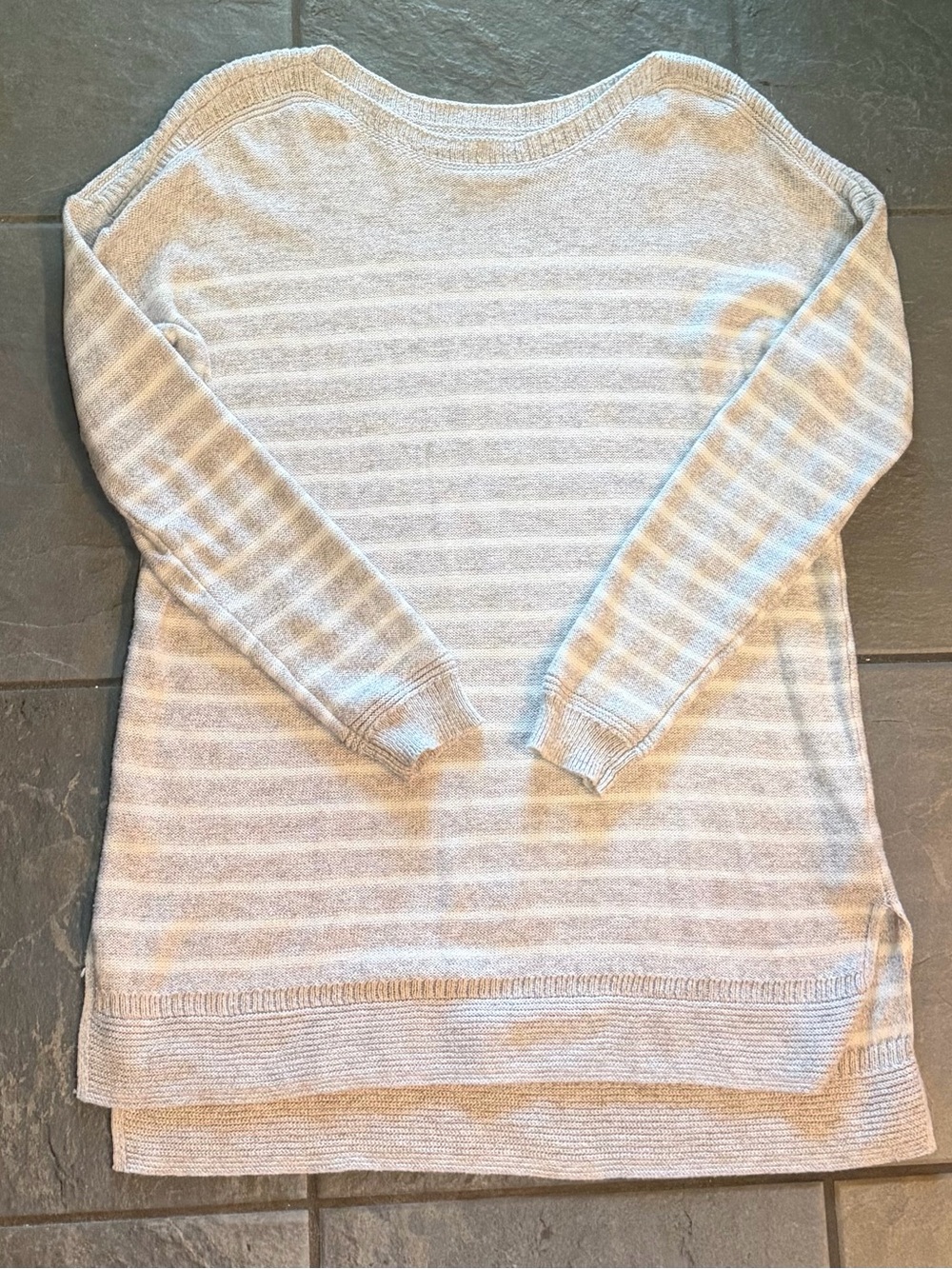 Old Navy Light Gray Striped Knit Top